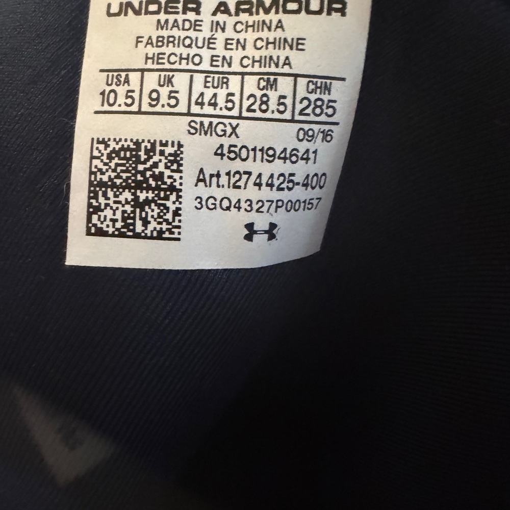 Under Armour Black Athletic Footwear
